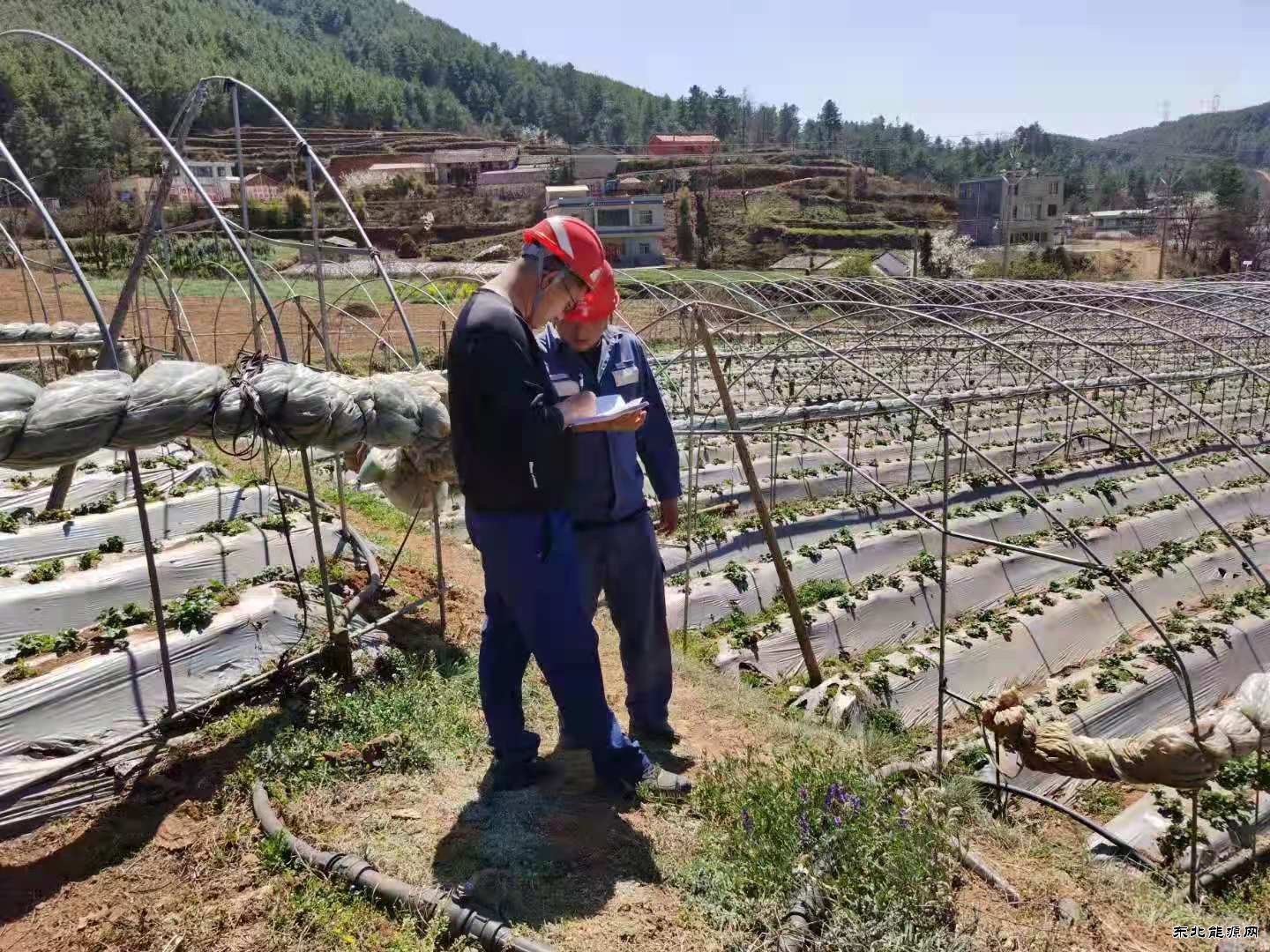 会泽供电局鲁纳供电所做好农网升级改造现场验收工作