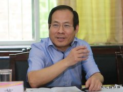 铜川矿业公司党委书记、执行董事王蓬到下石节矿慰问调研