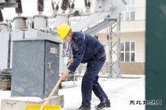 佳木斯供电公司：应对风雪保供电