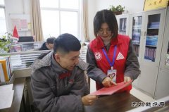 潞安焦化：“移动课堂”精彩多 “红马甲”送全会精神进车间