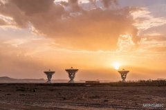 赴九天，问苍穹！