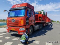 北屯执法大队做好大件运输核查、保障公路安全畅通